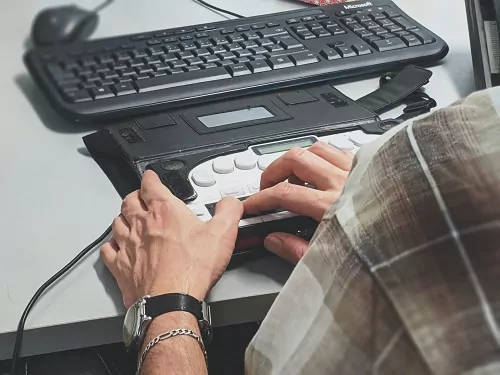 A person using a screen reader